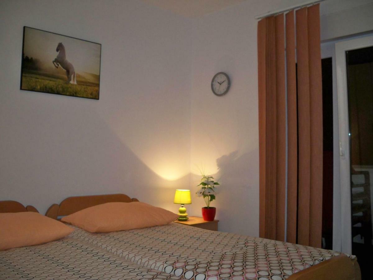 Apartmani Perkovic Baška Voda Exterior foto